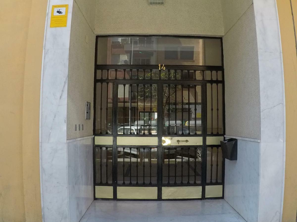 Appartamento The Hostelito! Free Parking Siviglia